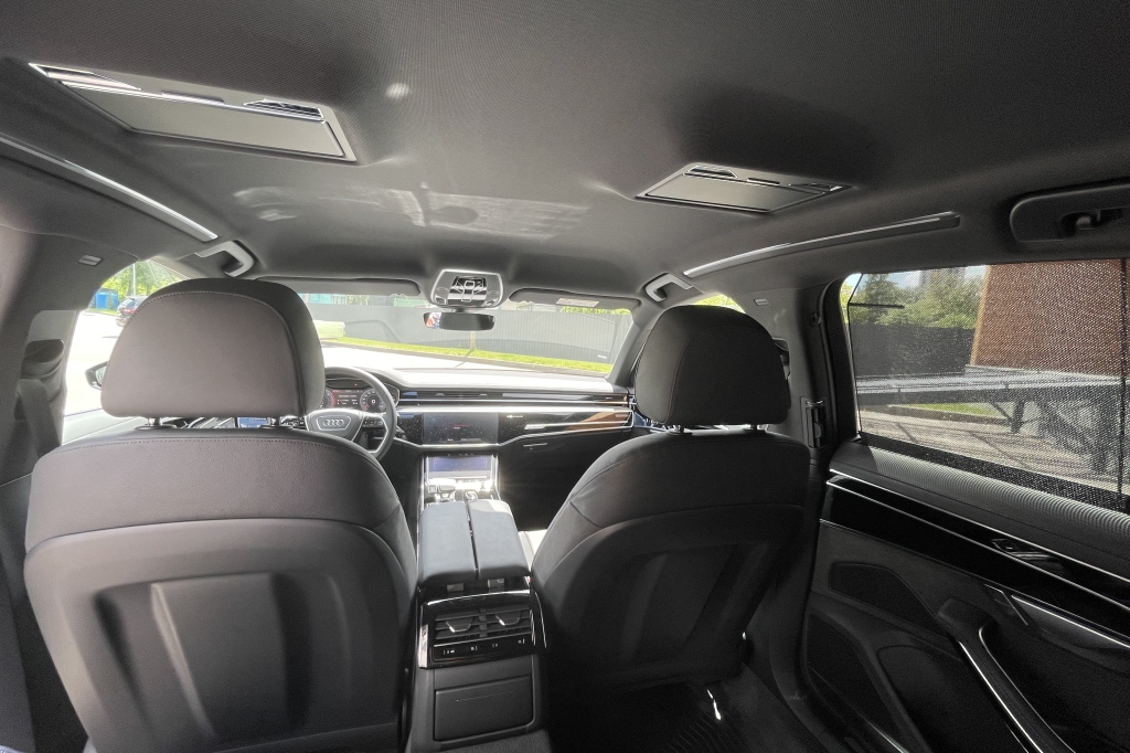 Audi A8 Long Black Stile 2020 photo 10