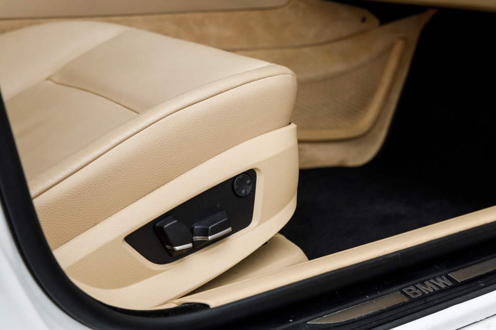 BMW 528 Xdrive 2012 фото 16