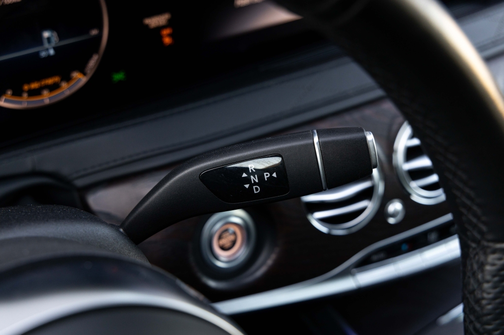 Mercedes-Benz S-Class S400d 2018 фото Mercedes-Benz S-Class S400d 2018 фото 28