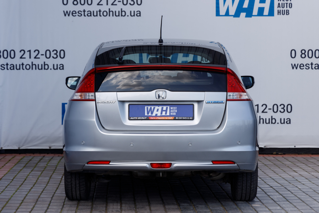 Honda Insight 2010 фото 4