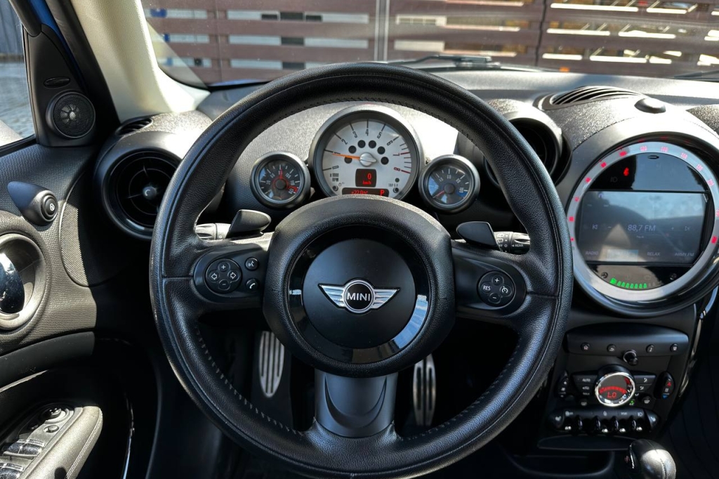 MINI Countryman 2015 фото MINI Countryman 2015 фото 19