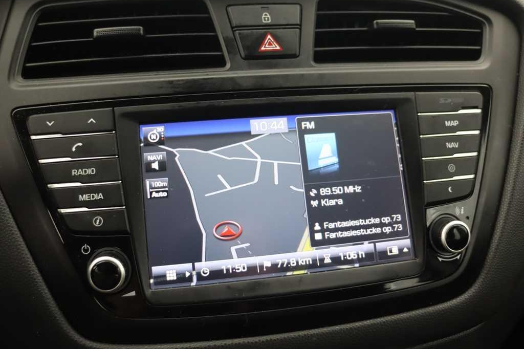 Hyundai i20 2017 фото 4