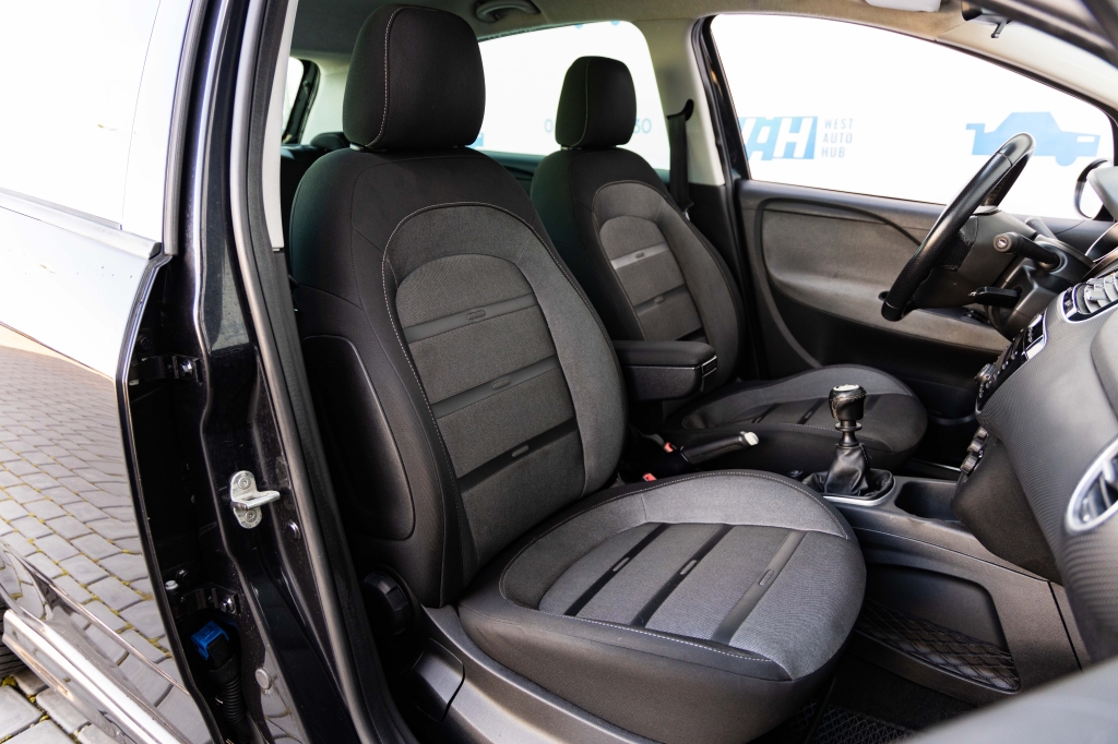 Fiat Punto Evo 2011 photo 23