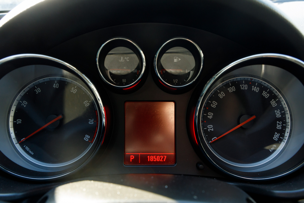 Opel Insignia 2009 фото 19