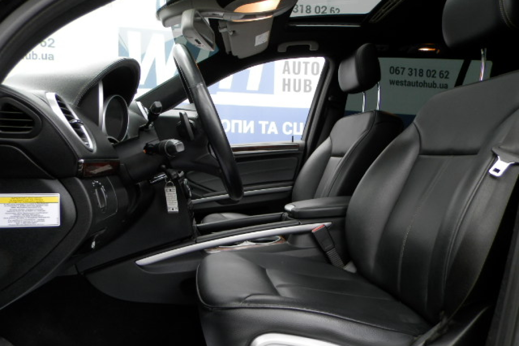Mercedes-Benz GL 350 2011 photo 18