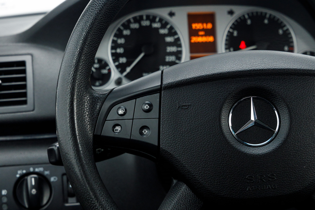 Mercedes-Benz B 170 photo 8