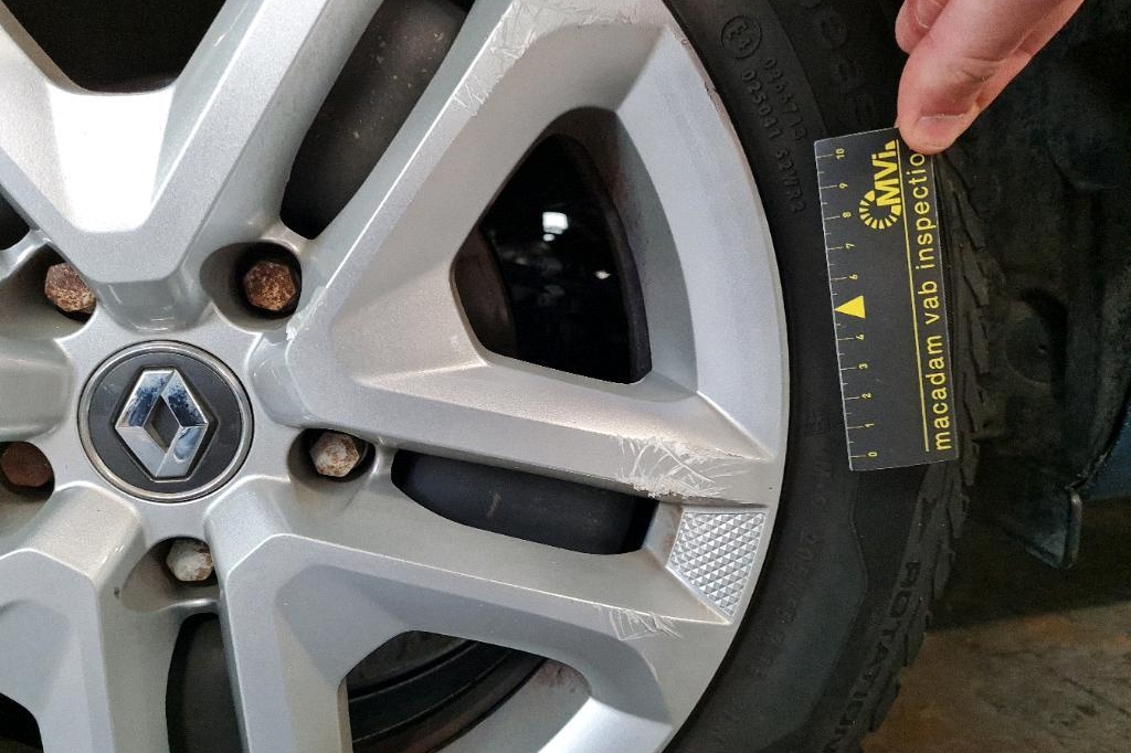 Renault Megane 2017 фото 25