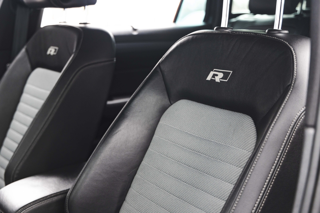 Volkswagen Passat BiTDi 4Motion 2016 фото 18