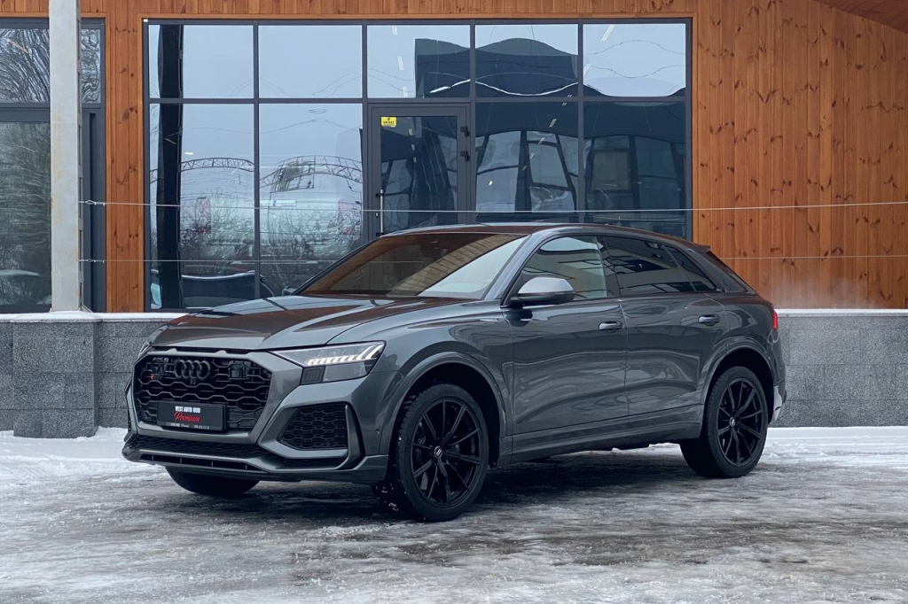 Audi RS Q8 2022 photo 2