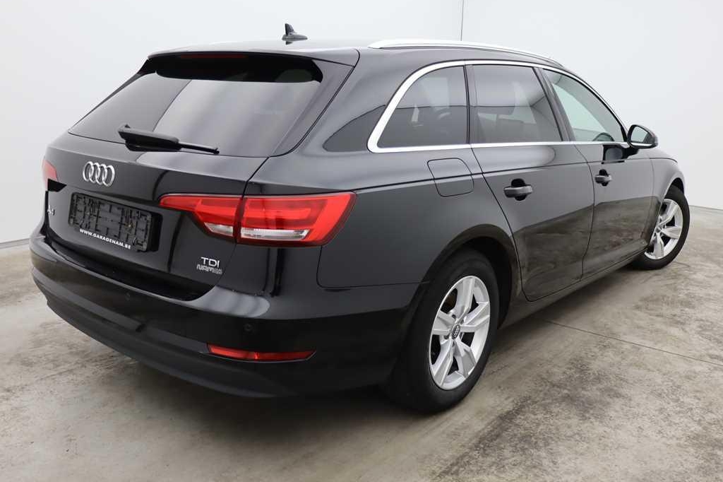 Audi A4 Avant 2016 фото 5