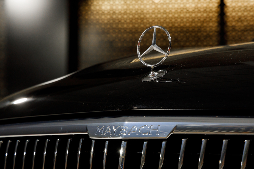 Mercedes-Benz Maybach GLS 600 2022 photo 61