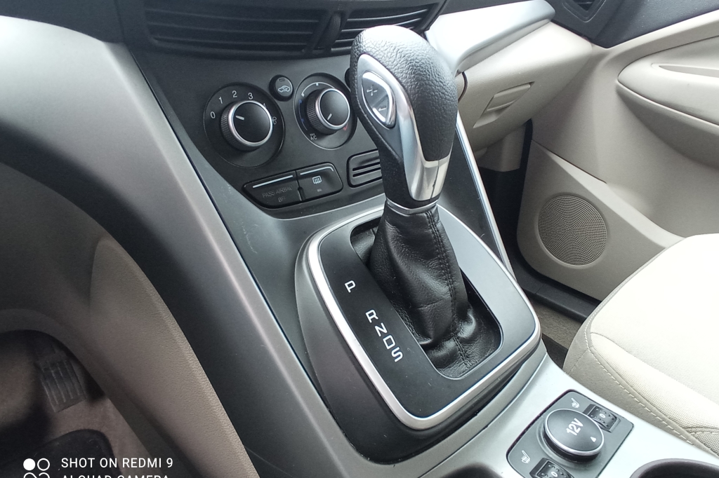 Ford Escape  4WHDR SE 2013 фото 14