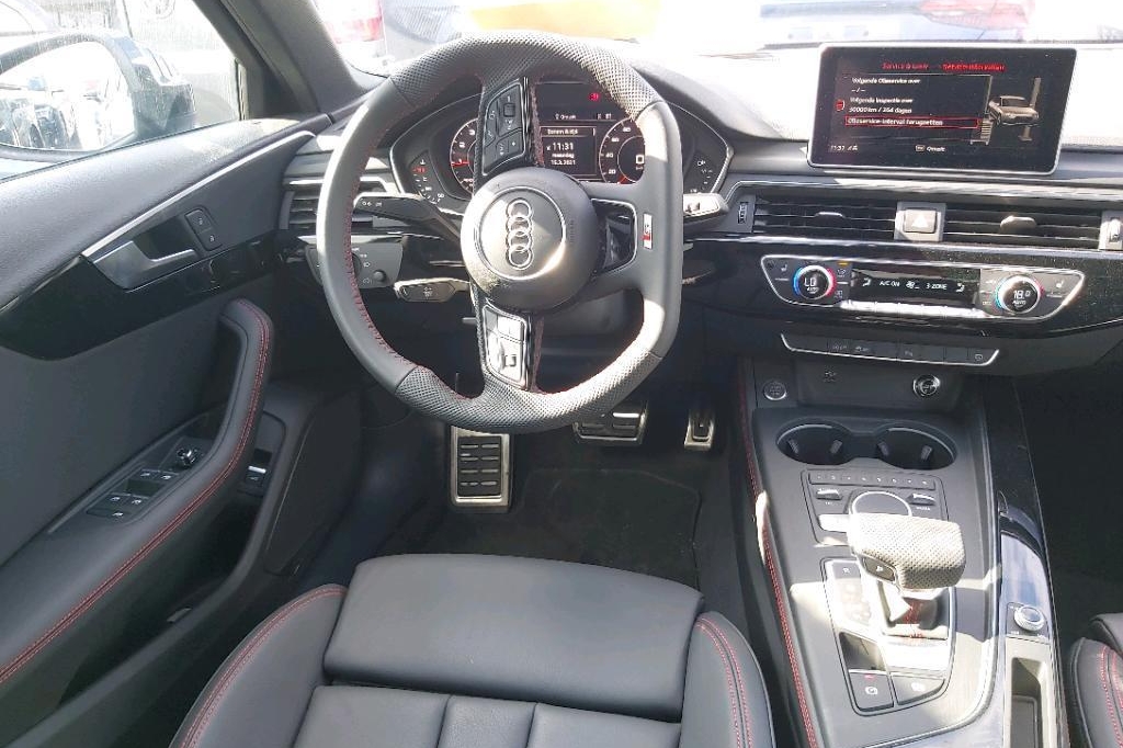 Audi A4 2019 photo 5