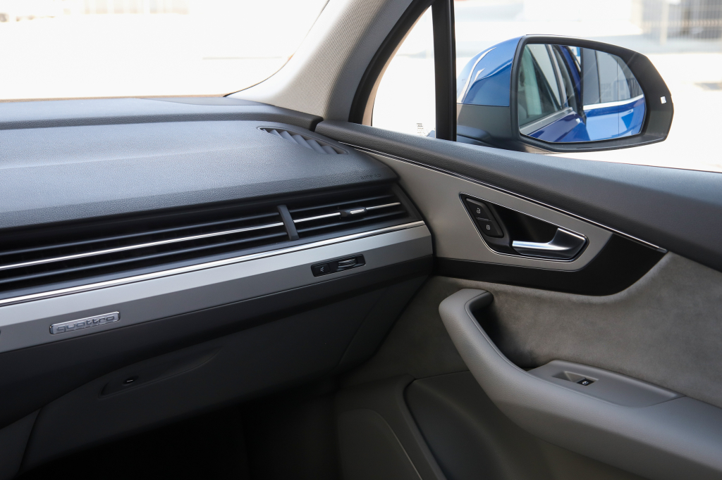 Audi Q7 S line TDI quattro 2017 photo 15