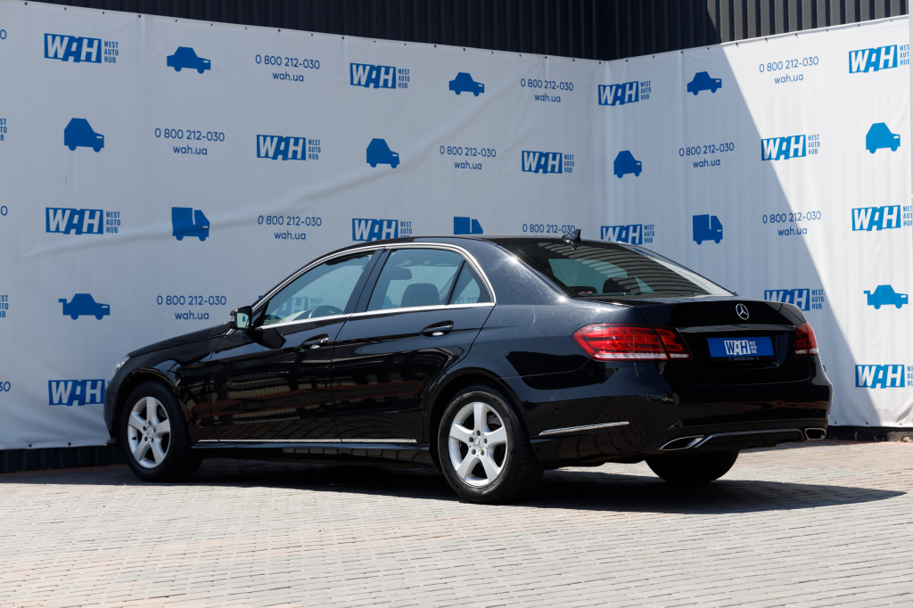 Mercedes-Benz  E220 2013 фото 7