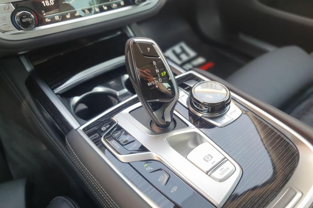 BMW 740 Ld Steptronic 2022 photo 22