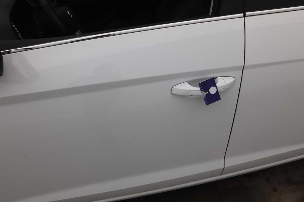 SEAT Leon 2017 фото 11