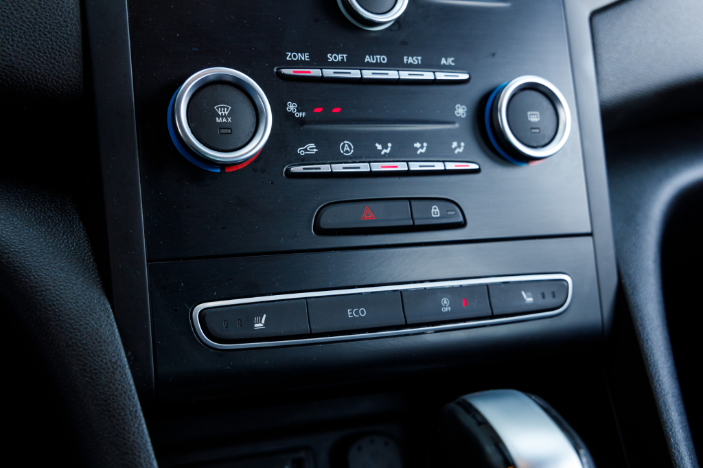 Renault Megane 2017 фото 13