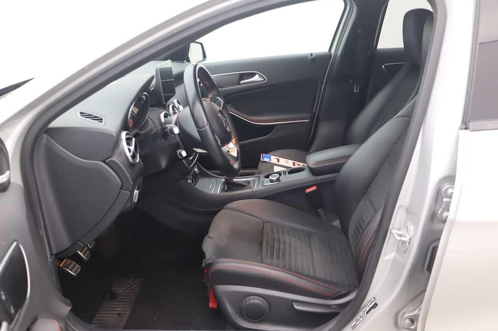 Mercedes-Benz A-Klasse 2016 photo 3