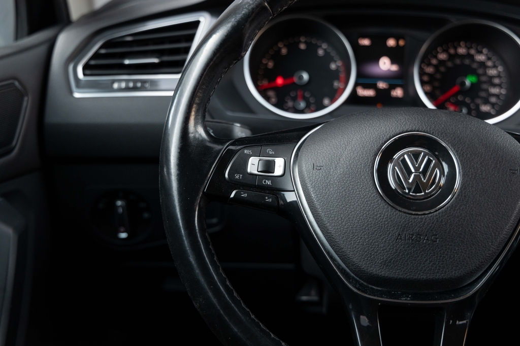 Volkswagen Tiguan SE 2017 фото Volkswagen Tiguan SE 2017 фото 21