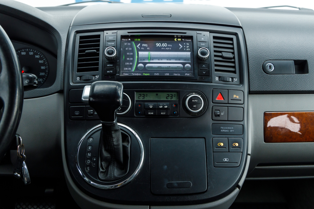 Volkswagen Multivan 2008 фото 10