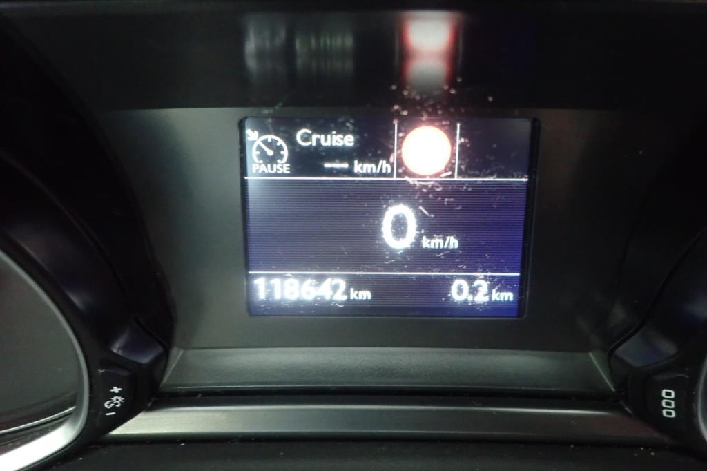 Peugeot 308 2018 photo 3