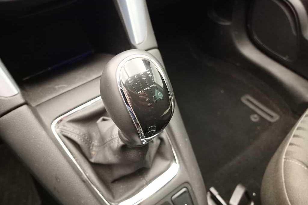 Opel Zafira Tourer 2016 photo 30