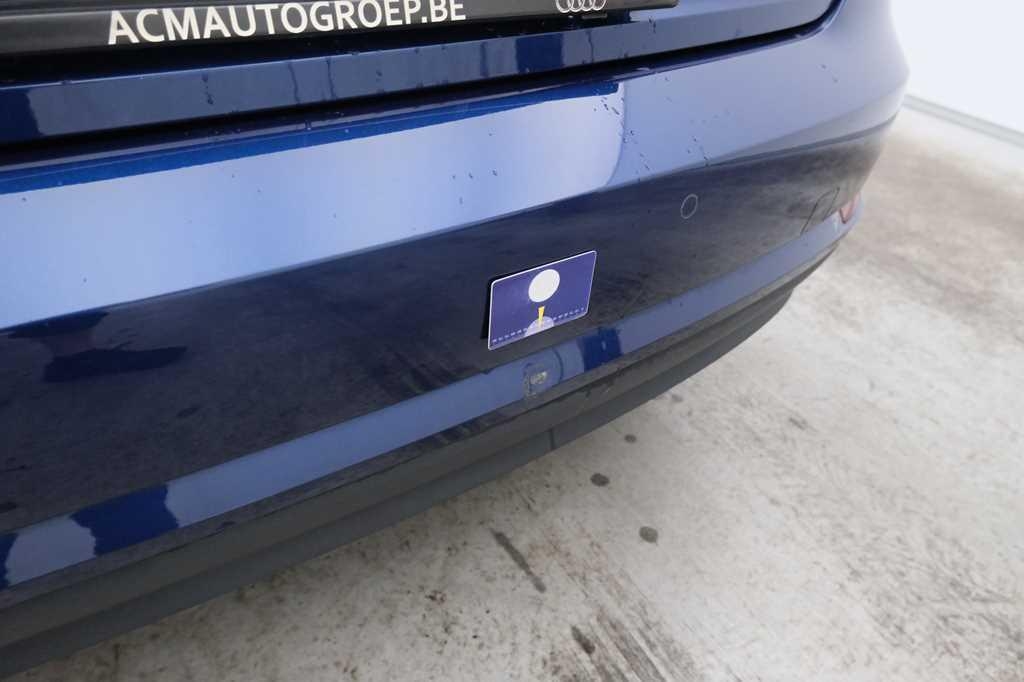 Audi A4 2017 photo 26