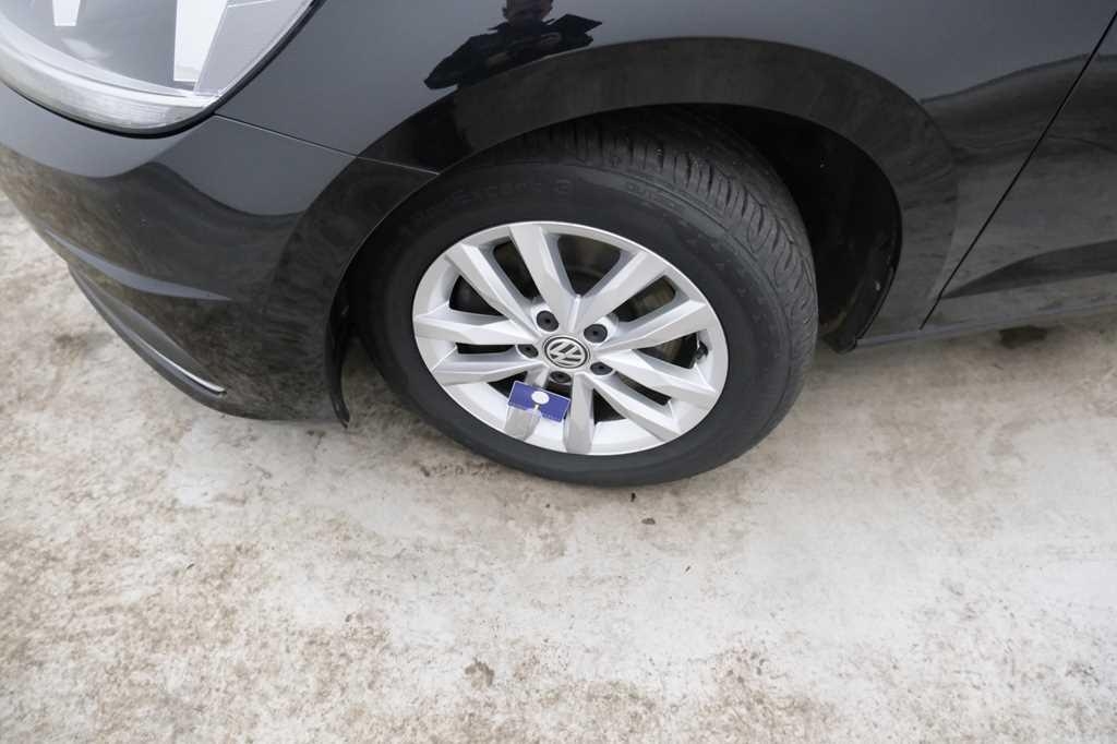 Volkswagen Touran 2017 фото 97