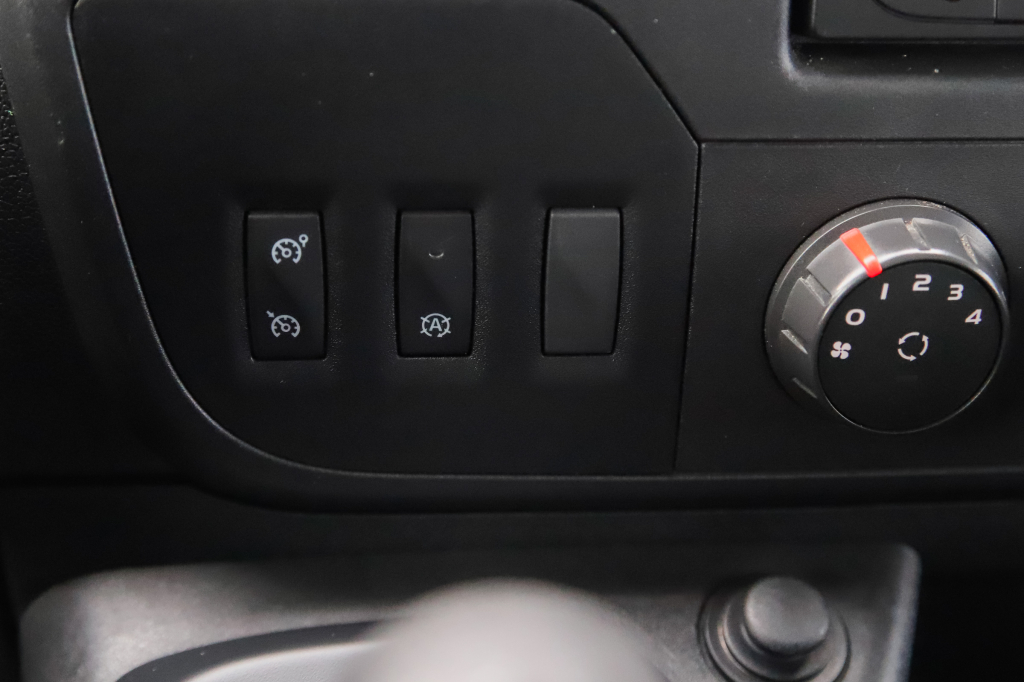 Renault Master III 2017 photo 27