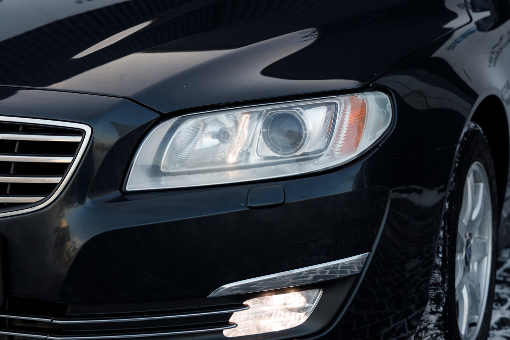 Volvo V70 D4 AWD photo 33