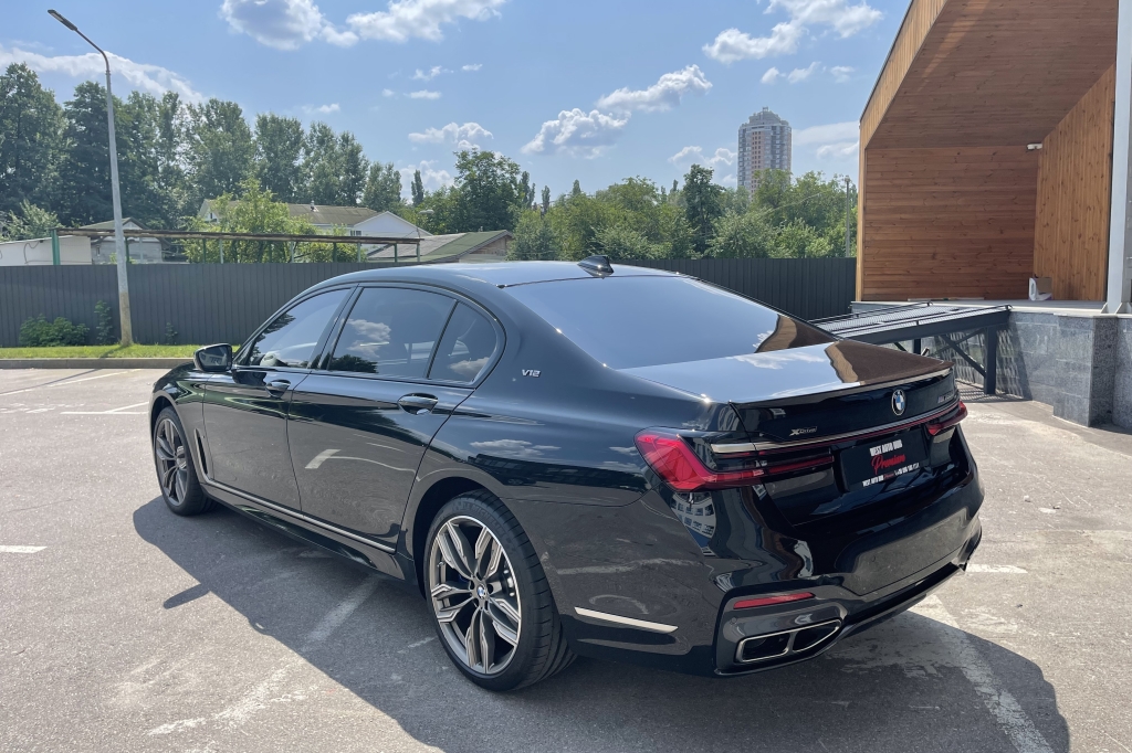 BMW 760 Long XDrive 2021 фото 3