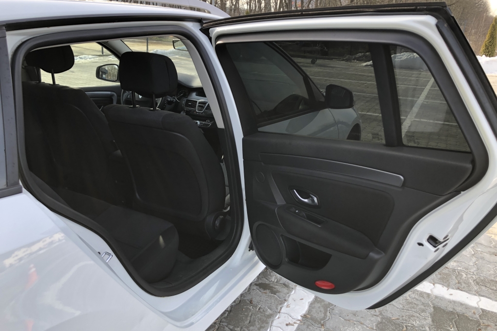 Renault Laguna фото 32