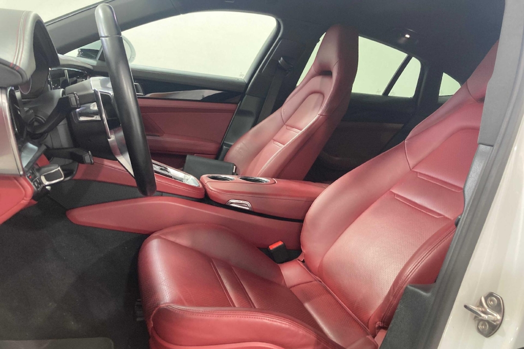 Porsche Panamera 2018 photo 3