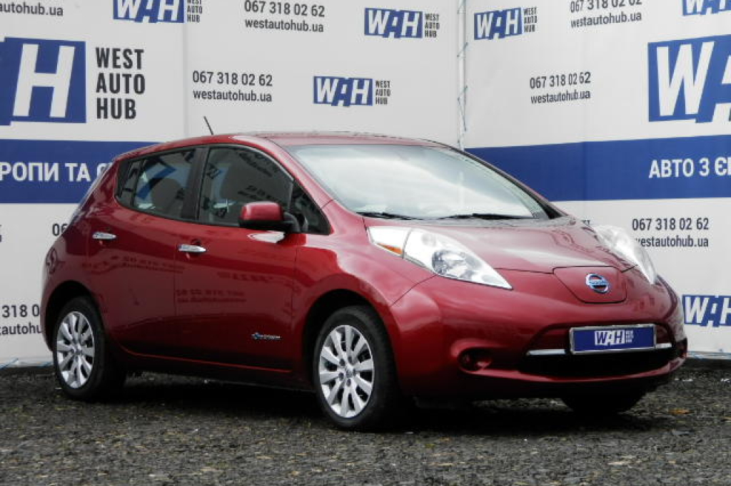 Nissan Leaf S 2014 photo 1