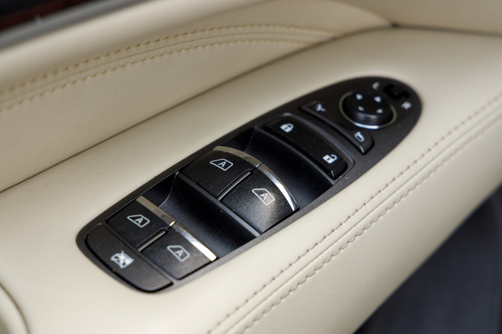 Infiniti QX60 HYBRID 2017 photo 33