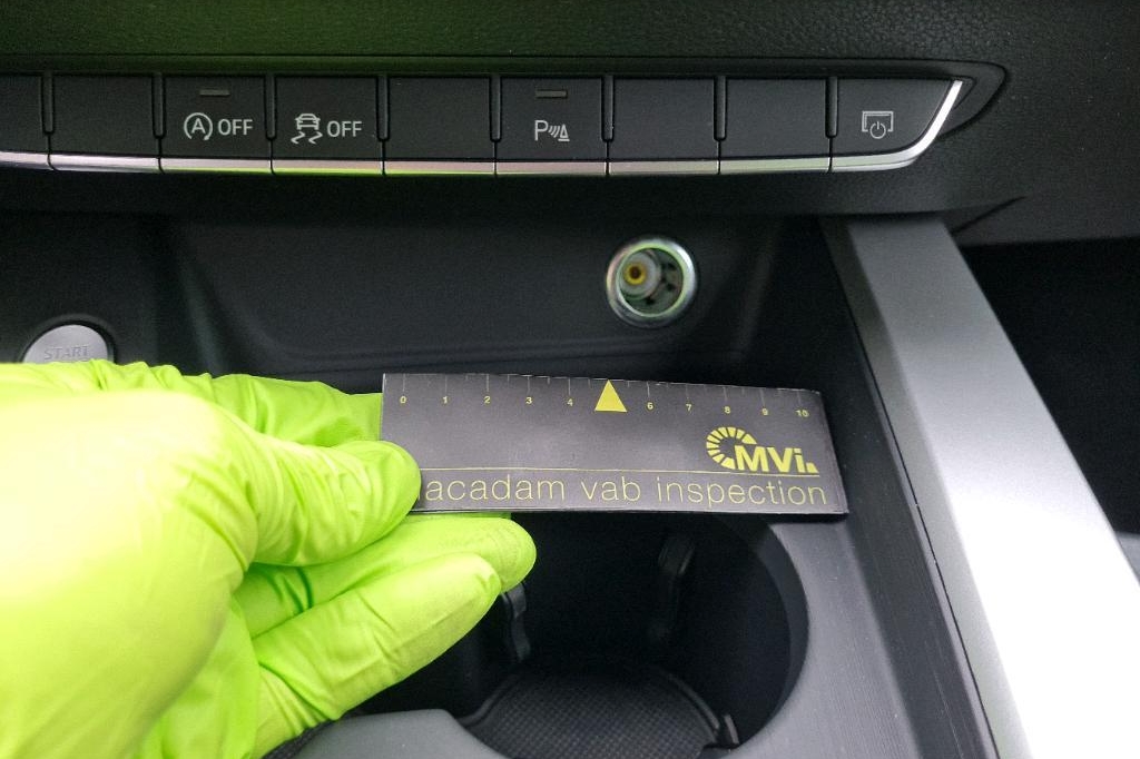 Audi A4 Avant 2017 photo 14