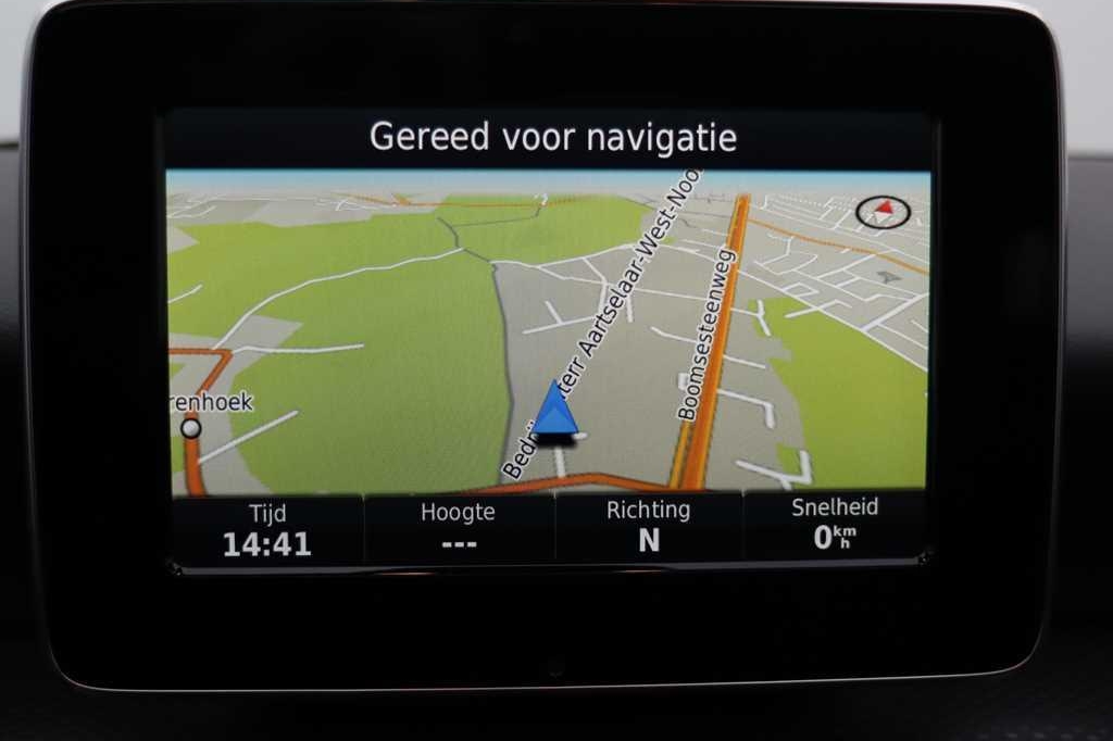 Mercedes-Benz A-Klasse 2017 фото 4