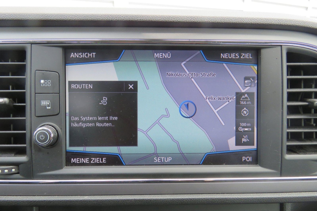 SEAT Leon ST 2017 фото 5