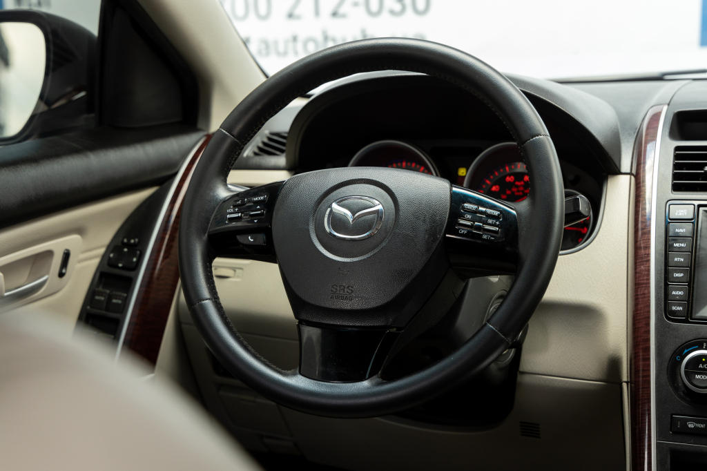 Mazda CX-9 photo 9