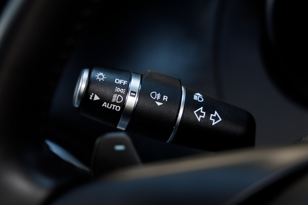 Jaguar XE 25T 2017 photo 24