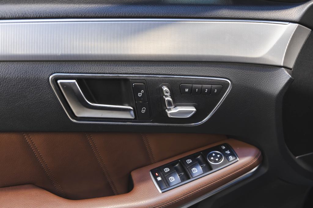 Mercedes-Benz E-Class E350 2014 фото 15