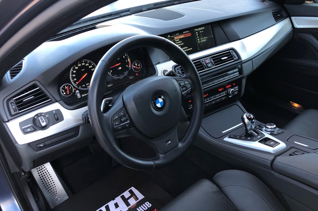 BMW M5 2013 фото 12