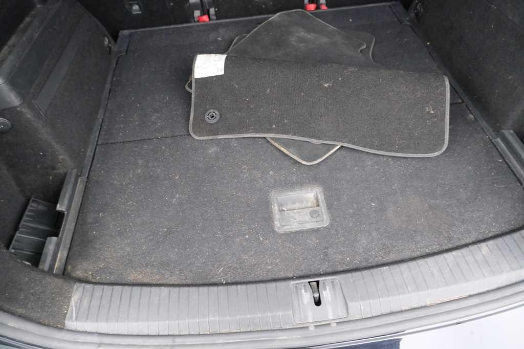 Volkswagen Touran 2017 фото 112