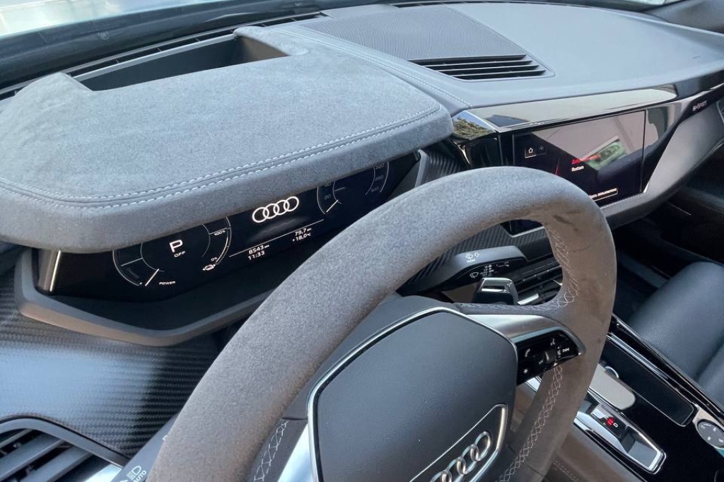 Audi RS e-tron GT S-line 2022 photo 8