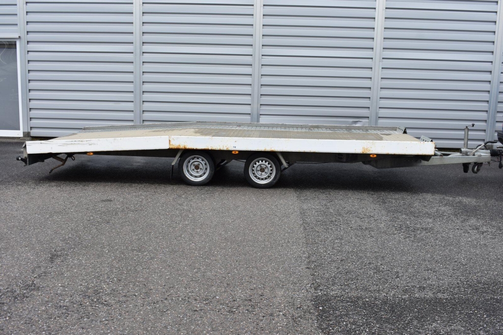 Blyss Anhänger Jupiter 2017 фото 1