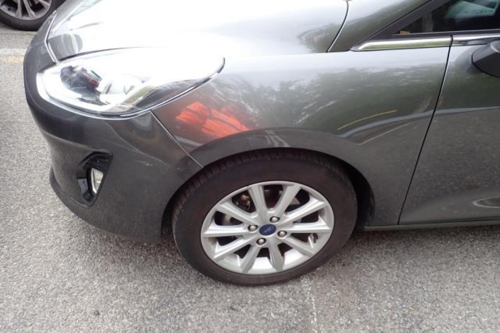 Ford Fiesta 2019 photo 17