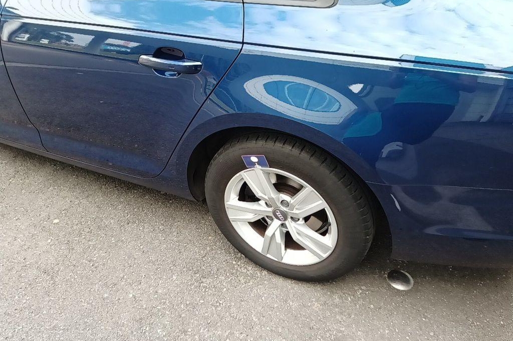 Audi A4 2017 photo 32