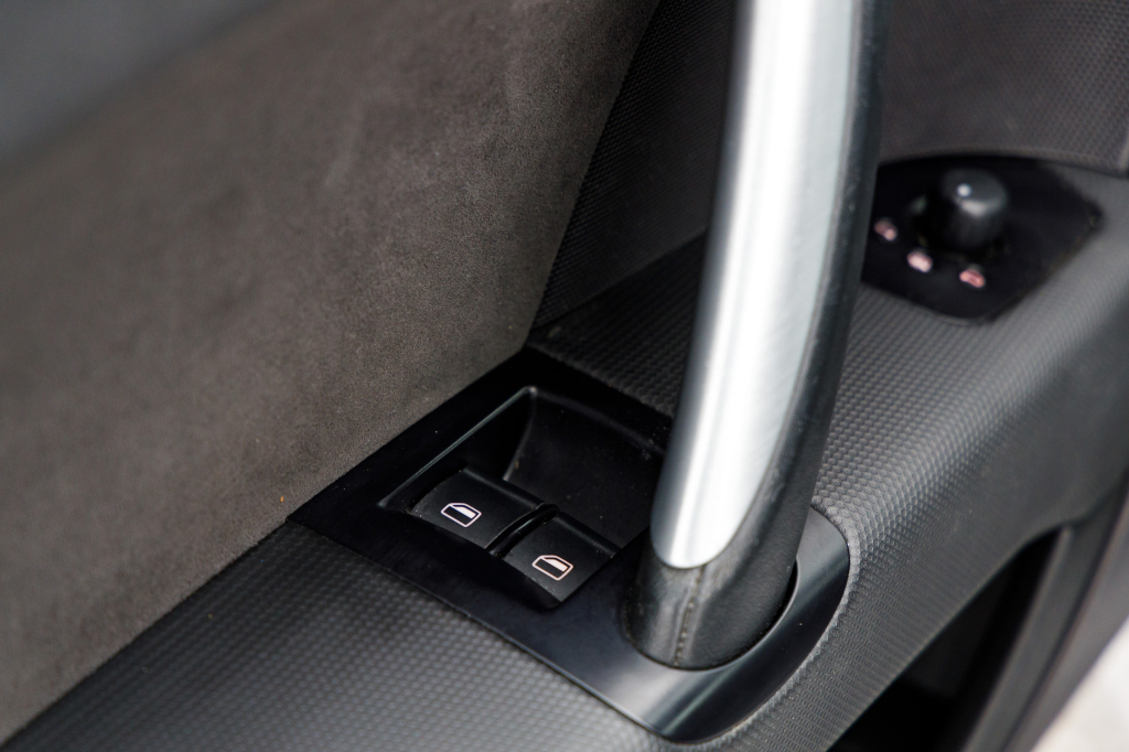 Audi TT Premium Plus Quatro 2010 photo 21