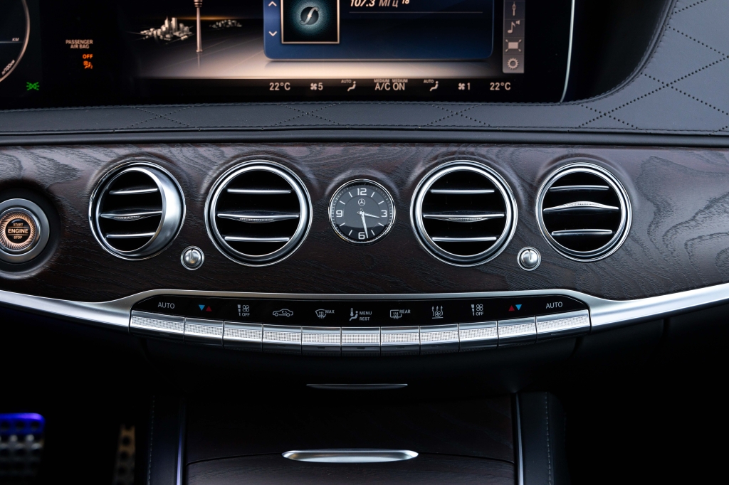 Mercedes-Benz S-Class S400d 2018 фото Mercedes-Benz S-Class S400d 2018 фото 37